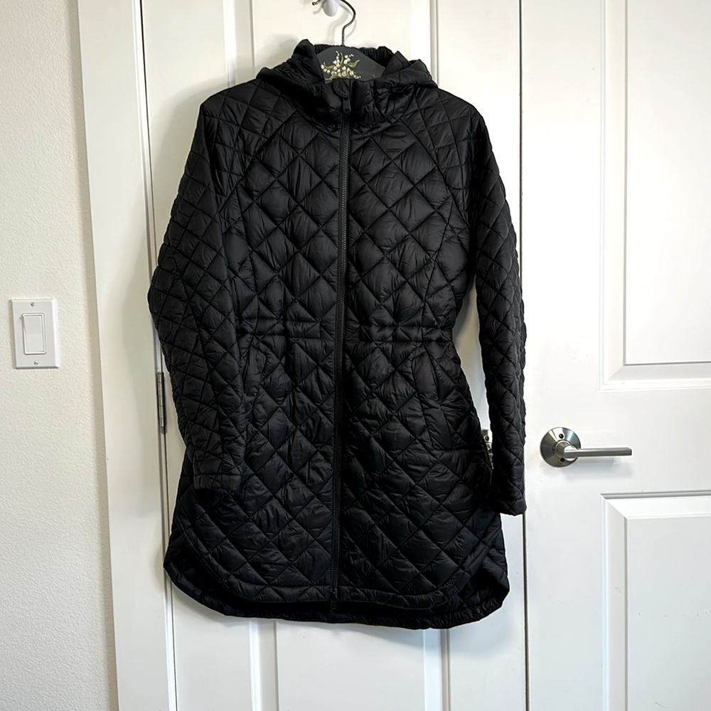 Athlete Whisper Feather Parka Black Small
